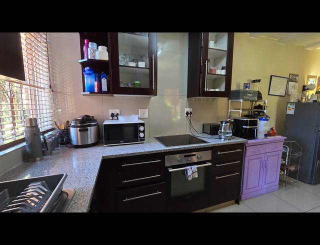 2 BEDROOM SECTIONAL TITLE FOR SALE IN THE HILL